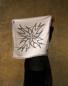 Scarf with Swallow